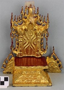 Image description is not available for FIM2015.512.18a-b